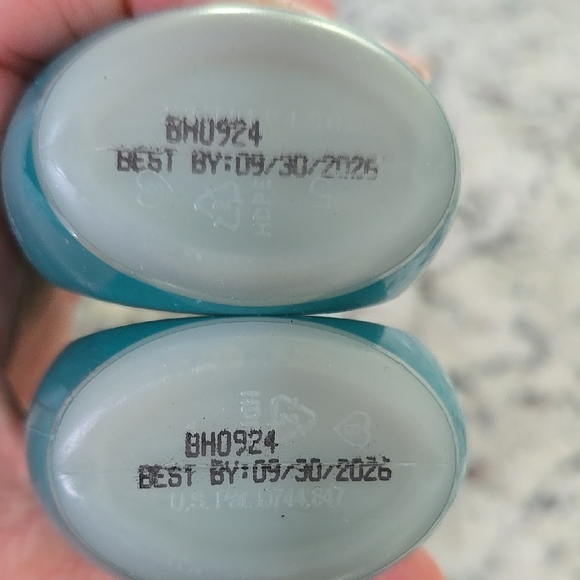 Blue Hydration Drops Travel Size - Picture 2 of 3